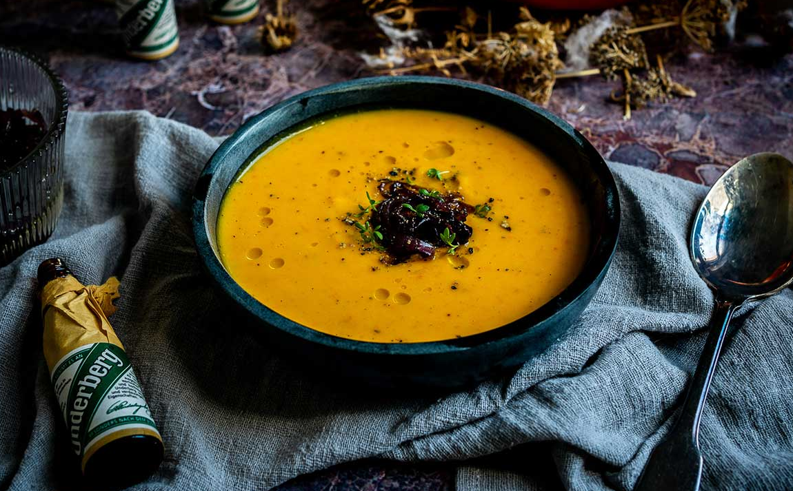 Pumpkin Soup With Caramelized Underberg Onions